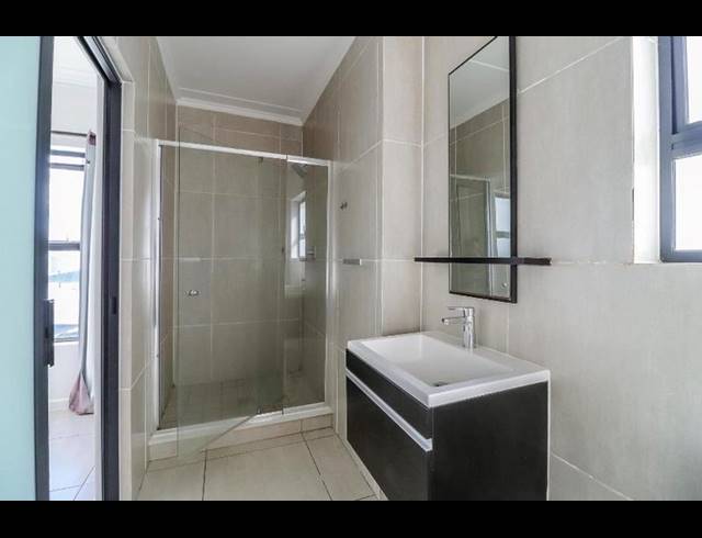 3 BEDROOM PROPERTY TO RENT IN GREENSTONE HILL